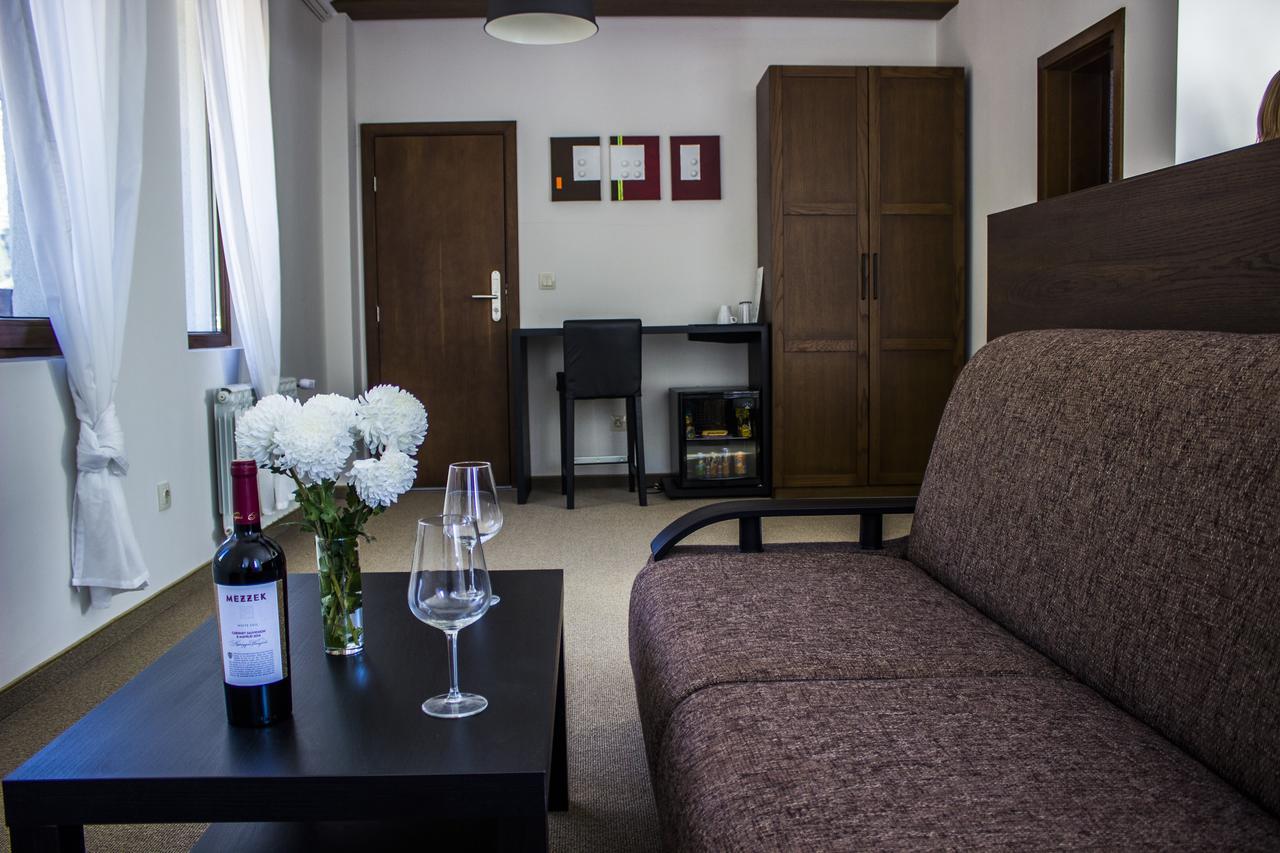 Trigrad Hotel Экстерьер фото